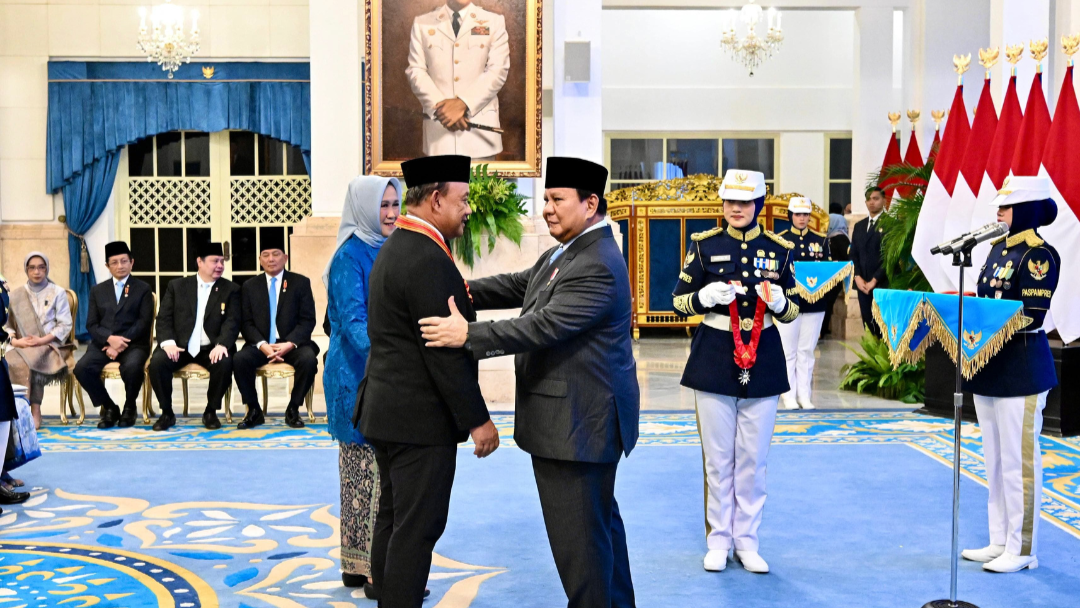 Kepala BGN Bireuen Dianugerahi Bintang Mahaputera Utama oleh Presiden Prabowo